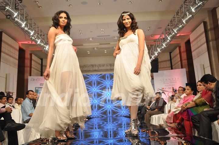 Models walk the ramp for Gitanjali Cyclothon Fashion Show 2011