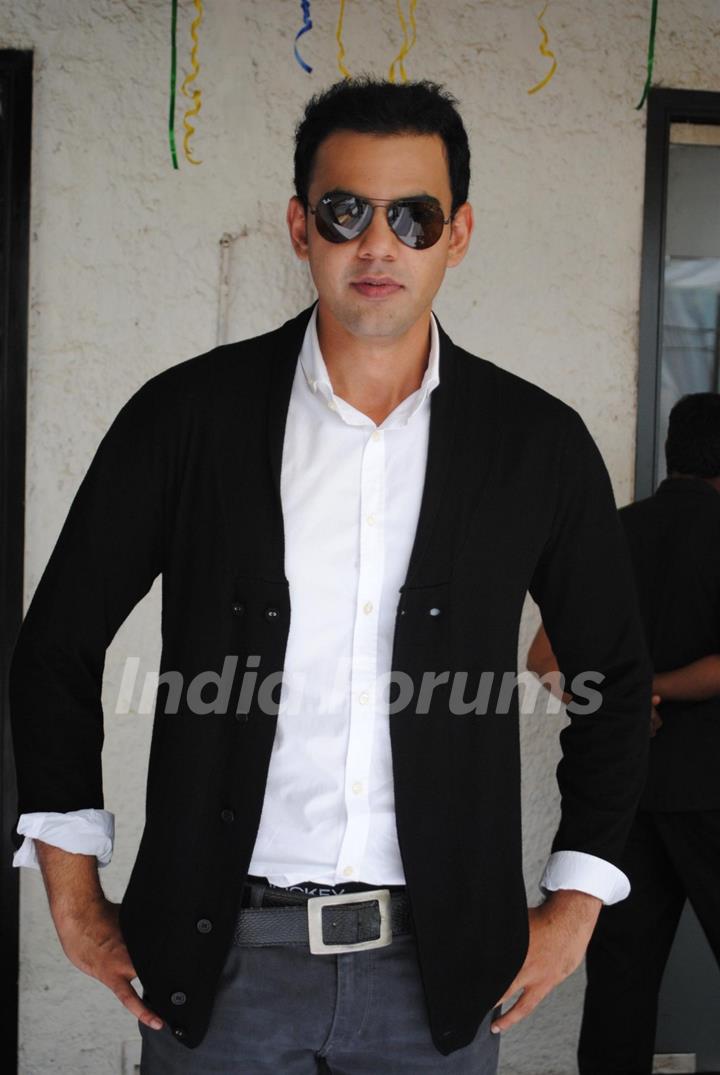 Cyrus Sahukar at Promotion of Film ‘Love Breakups Zindagi’