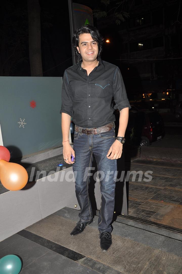 Manish Paul at Birthday bash of TV actor Parul Chaudhary, Amboli