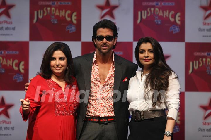 Hrithik Roshan, Farah Khan and Vaibhavi Merchant at TV talent show 'Just Dance'