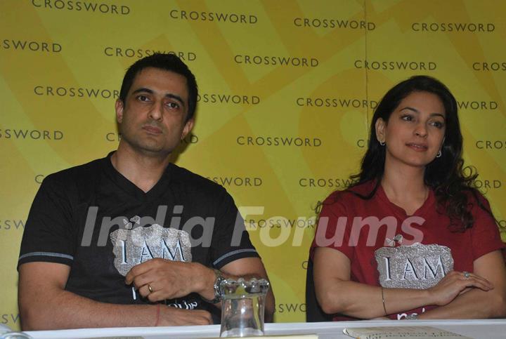 Sanjay Suri and Juhi Chawla Launch My Brother Nikhil Screenplay at Crossword Book Store. .