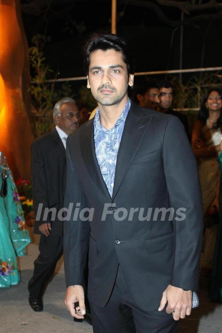 Bollywood celebs at Videocons Venuegopal Dhoots Daughter Marriage