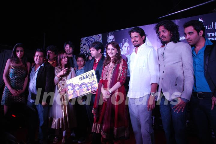 Madhuri Dixit unveils Raada Rox marathi album. .