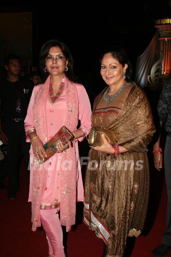 Zeenat Aman and Rati Agnihotri as a judge at Grand Finale of Indian Princess 2011-12