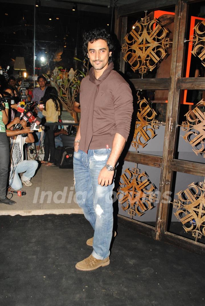 Kunal Kapoor at 'The Charcoal Project'