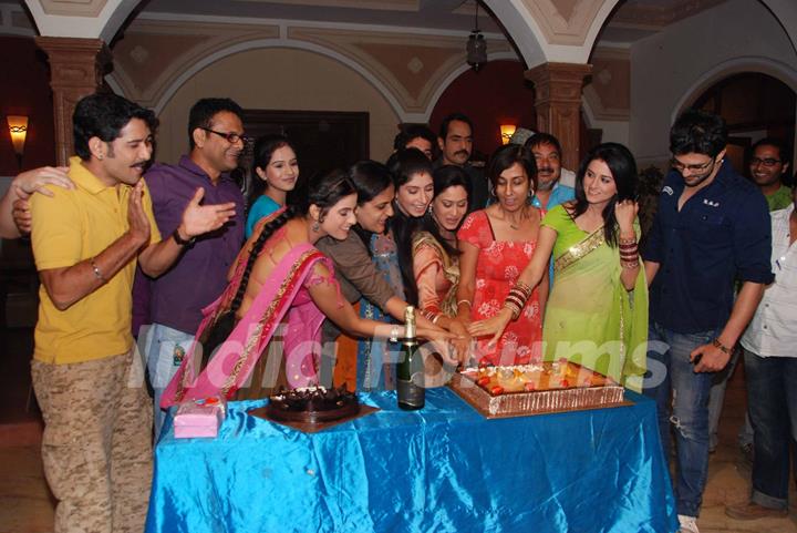 Maryada Serial 100 episodes success bash. .