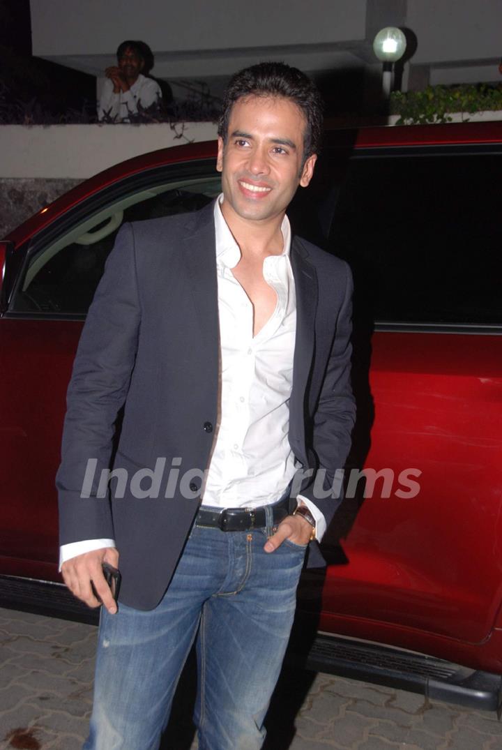 Tusshar Kapoor at Nikhil Dwivedi's wedding reception. .