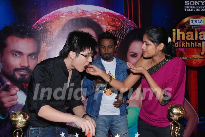 Jhalak Dikhla Jaa winner Meiyang Chang and choreographer Marischa with Remo Dsouza