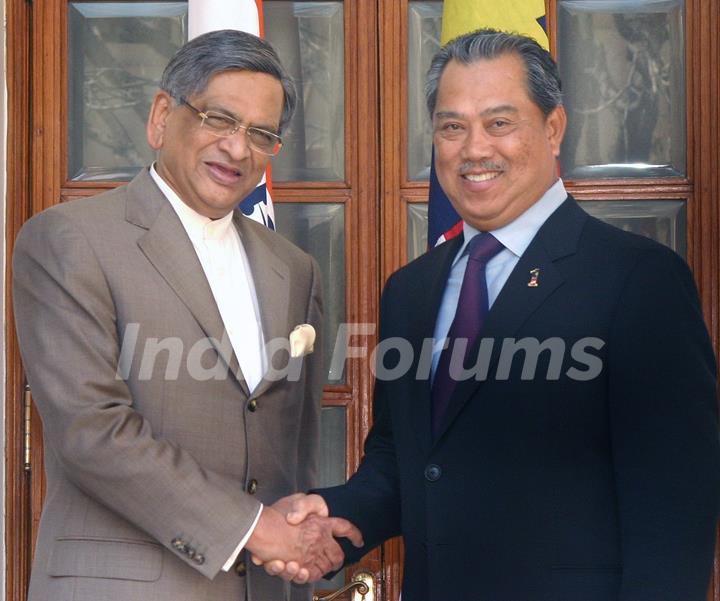 External Affairs Minister S M Krishna with Deputy Prime Minister of Malaysia Muhyiddin Yassin at Hyderabad House in New Delhi on Friday. .