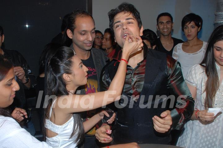 Lira Soni celebrating Piyush Sachdev birthday bash -A rocking affair