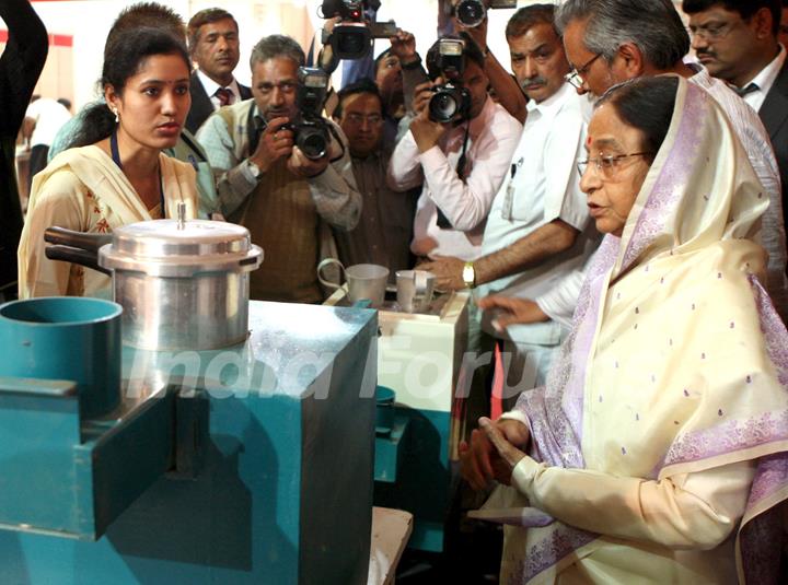 The President  Pratibha Devisingh Patil, going around the Innovation Exhibition at  Rashtrapati Bhavan.  .