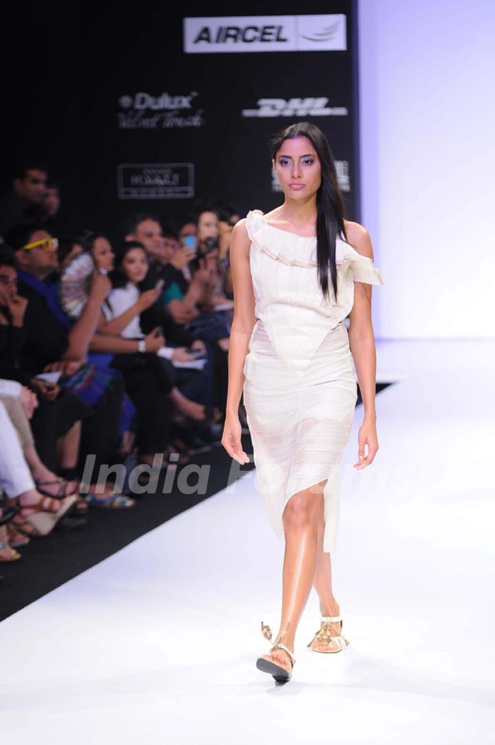 A model displays designer Vaishali's creations during the Lakme Fashion Week day 4 in Mumbai. .