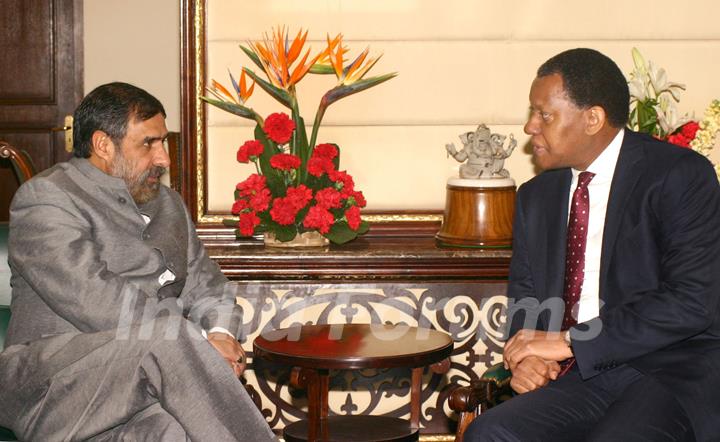 Union Minister of Commerce & Industry,Anand Sharma with  Minister of Foreign Affairs, Nigeria,Henry Odien Ajumogobia in New Delhi on Wednesday. .