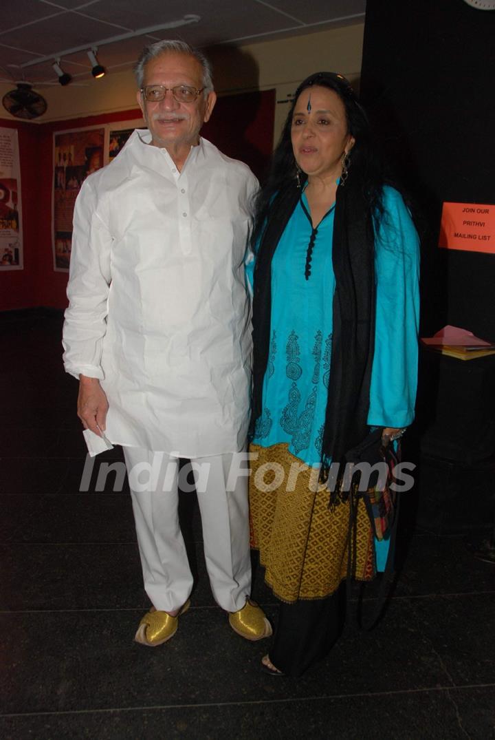 Ila Arun and Gulzar at Rekha Bharadwaj's play premiere show at Prithvi. .