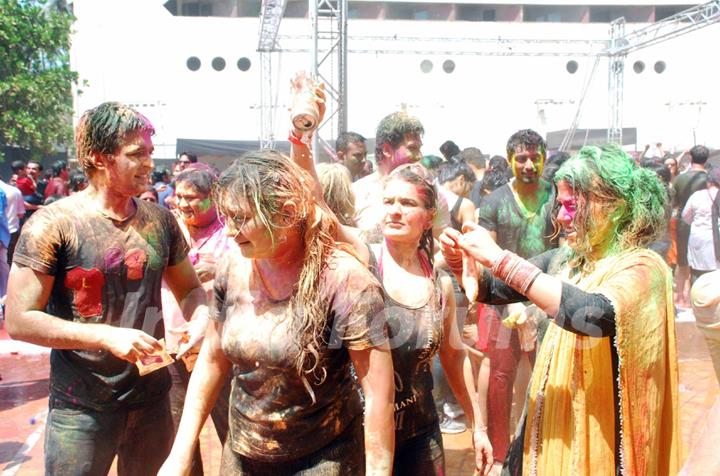 Sachin and Juhi Parmar at Zoom Holi Party in Tulip star