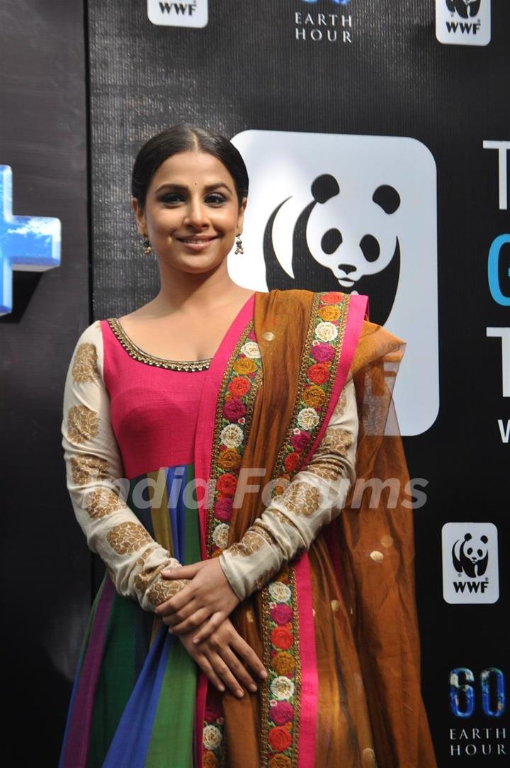 Vidya Balan as new cause brand ambassador for Earth Hour 2011