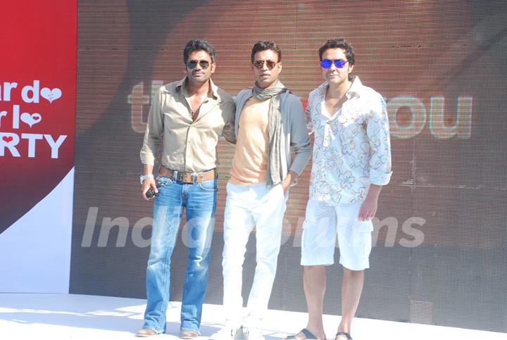 Bobby Deol, Irfan Khan and Sunil Shetty promoting movie Thank You at Madh Island, Mumbai