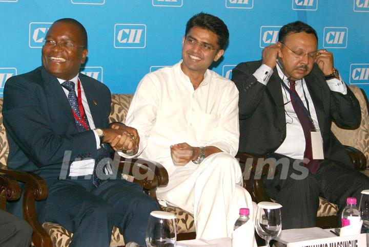 Minister for Science & Technology,Mozambique ,Venancio Massingue ,MOS Communications & Information Technology Sachin Pilot and Tanmoy Chokrabarty at a session