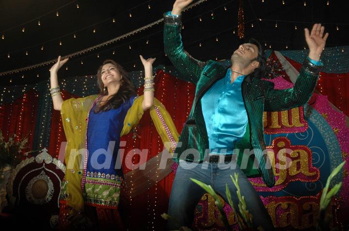 Anushka and Ranveer at Band Baaja Baraat promo shoot for Sony at Yash Raj Studios