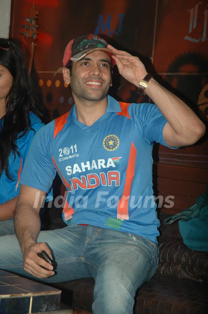 Tusshar Kapoor at E24 Cricket Bash in Andheri