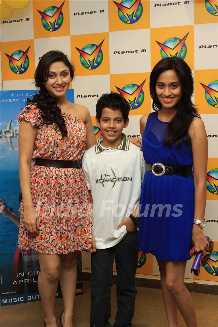 Darsheel Safary and Manjari Fadnis at Music launch of movie 'Zokkomon' at Planet M,Churchgate,Mumbai