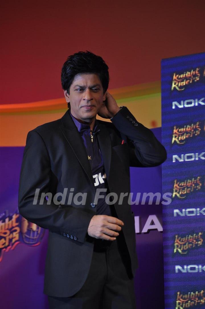 Shah Rukh Khan graces the KKR-Nokia tie-up media meet at the Taj Lands End