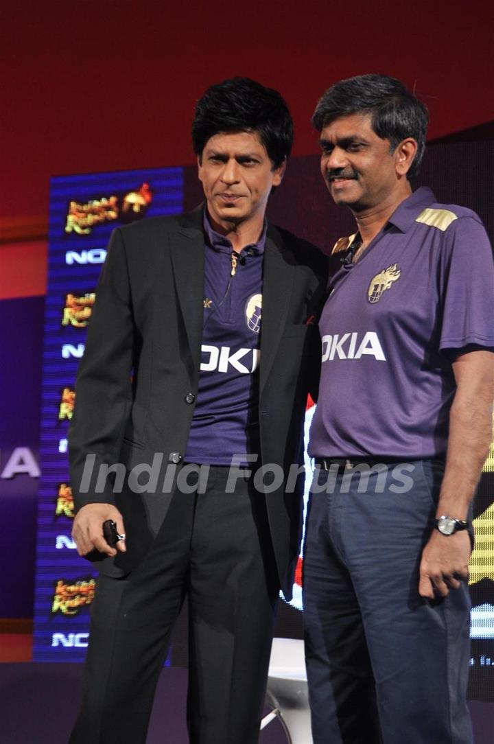 Shah Rukh Khan graces the KKR-Nokia tie-up media meet at the Taj Lands End