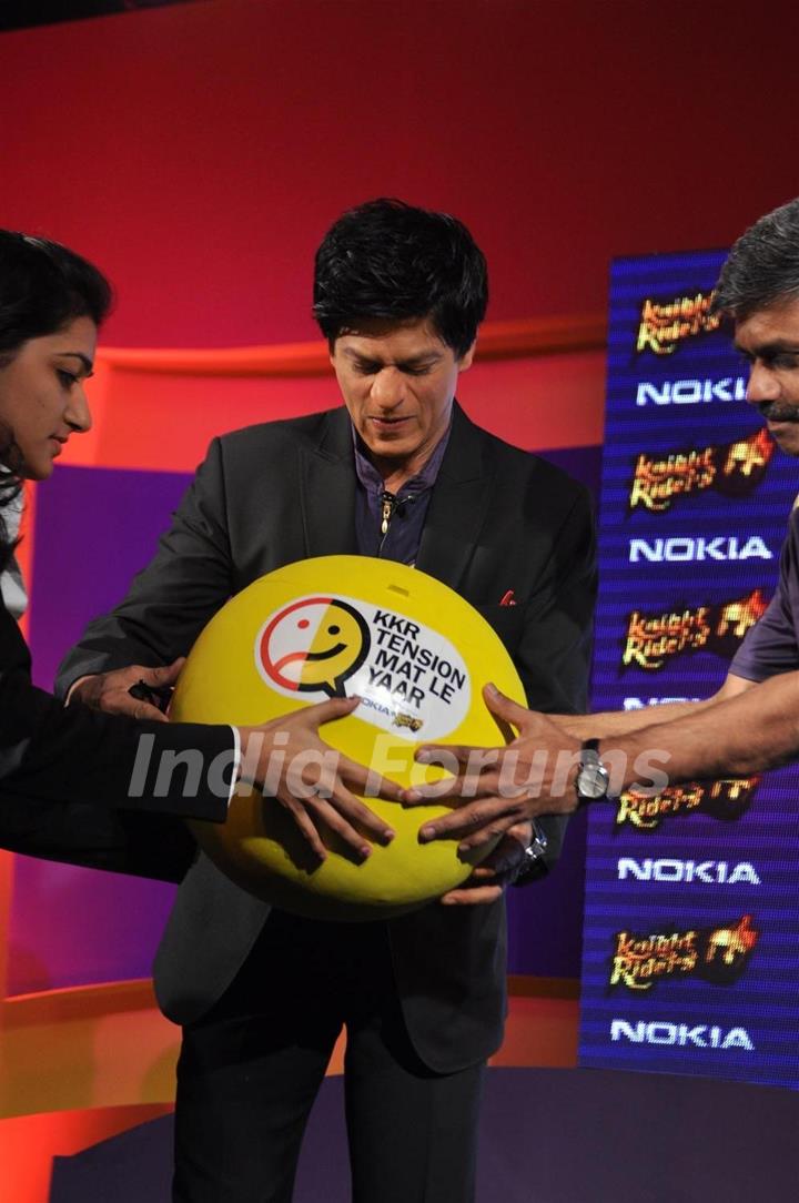 Shah Rukh Khan graces the KKR-Nokia tie-up media meet at the Taj Lands End