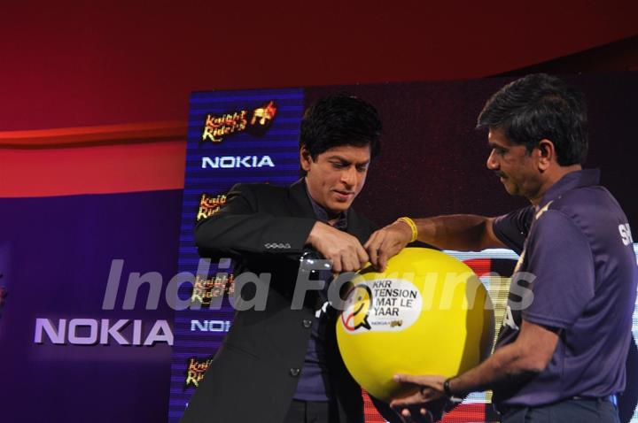 Shah Rukh Khan graces the KKR-Nokia tie-up media meet at the Taj Lands End