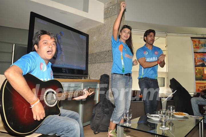 Mink Brar celebrate World Cup Final 2011 at Peninsula hotel