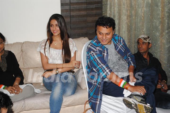 Aarti Chhabria at Director Anil Sharma hosted the cricket screening at his house