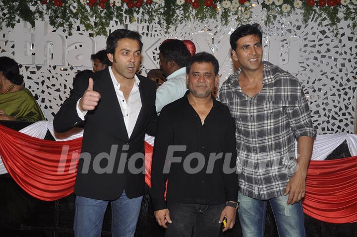 Akshay and Bobby at Premiere of Thank you at Chandan, Juhu, Mumbai. .