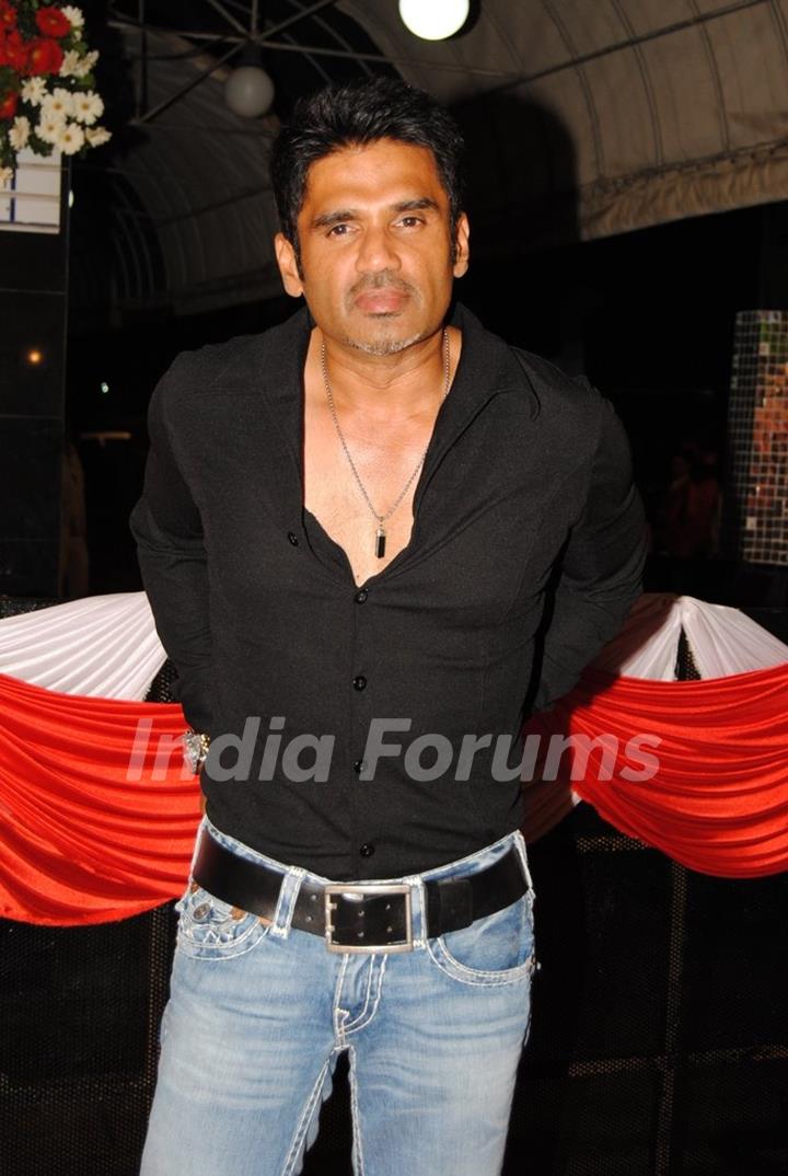 Sunil Shetty at Premiere of Thank You movie at Chandan, Juhu, Mumbai