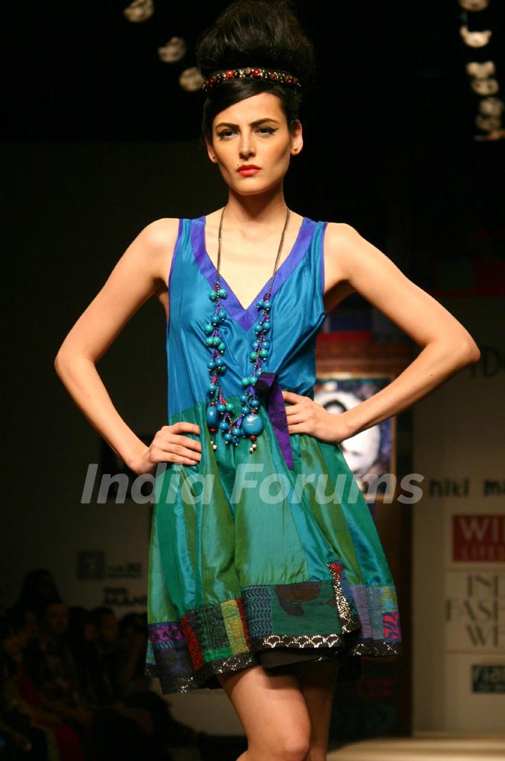 A model showcasing designer Niki Mahajan's creation at the Wills Lifestyle India Fashion Week autumn winter 2011,in New Delhi on Saturday 9 April 2011. .