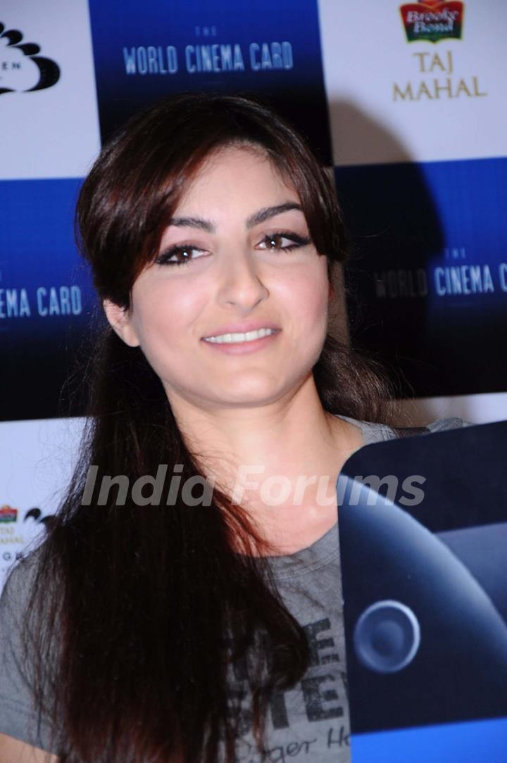 Soha Ali Khan unveil Taj Enlighten World Cinema Card  at Cinemax, Mumbai