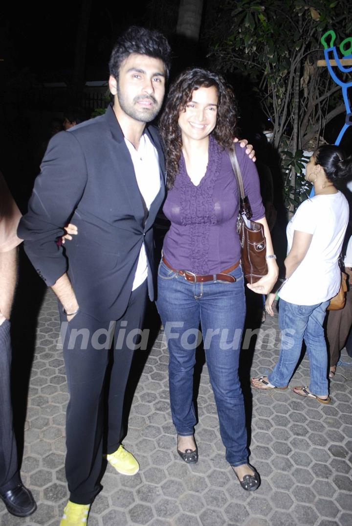 Arya Babbar and Sushma Reddy at Ekjute Theatre 30th year celebrations at Prithvi, Juhu