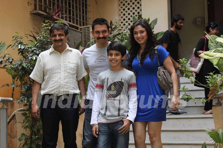 Aamir Khan's excited for Zokkomon!! Darsheel Safary and Manjari for special screening of Zokkomon
