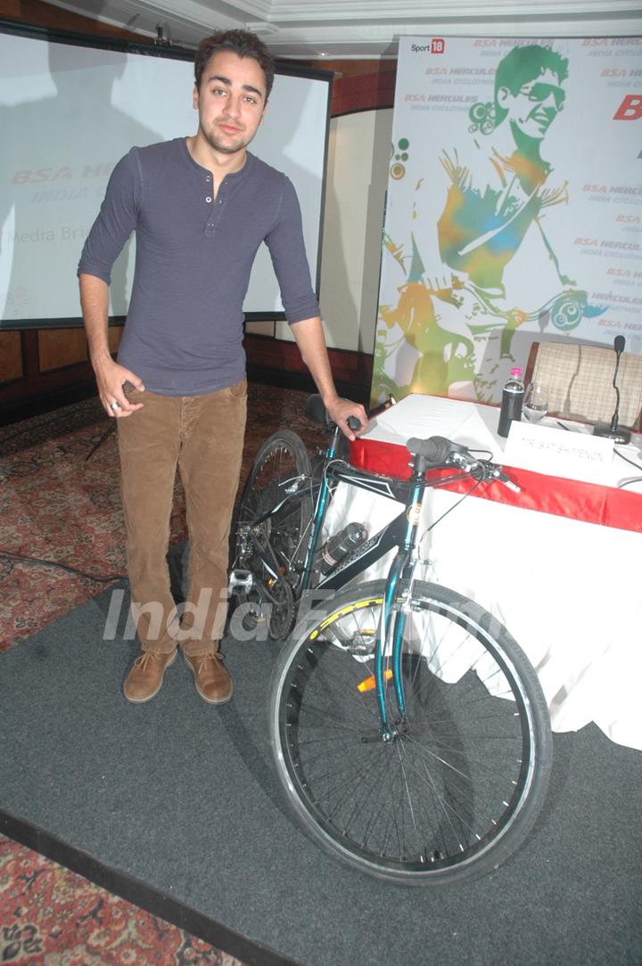 Imran Khan at BSC Cyclothon press meet at Taj Land's End. .