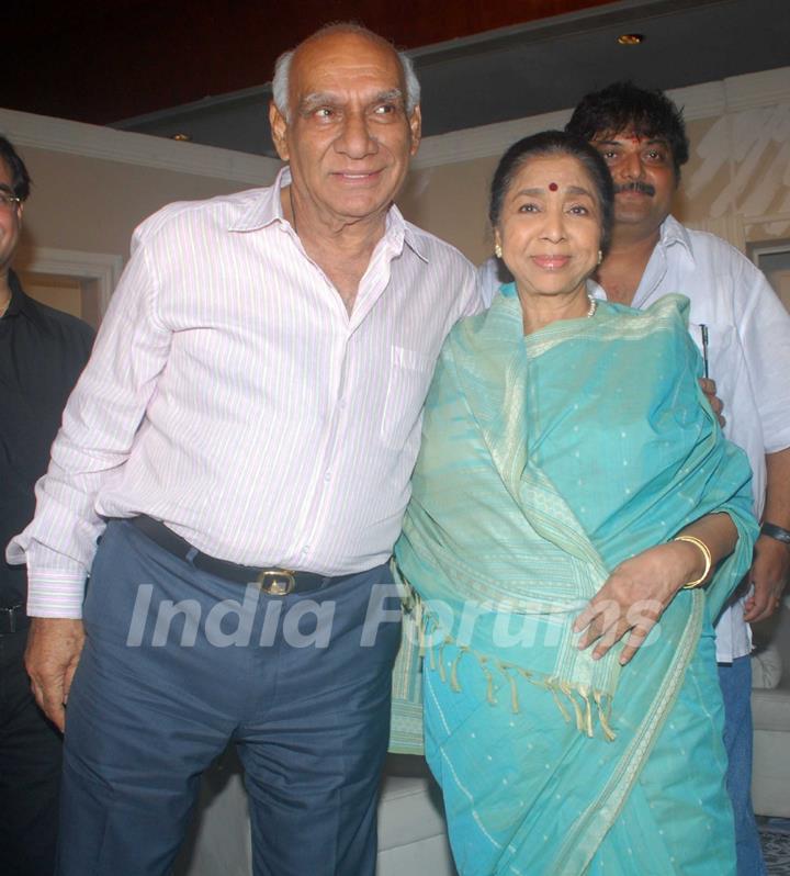 Yash Chopra and Asha Bhosle at the muhurat of the film Maaee in Mumbai