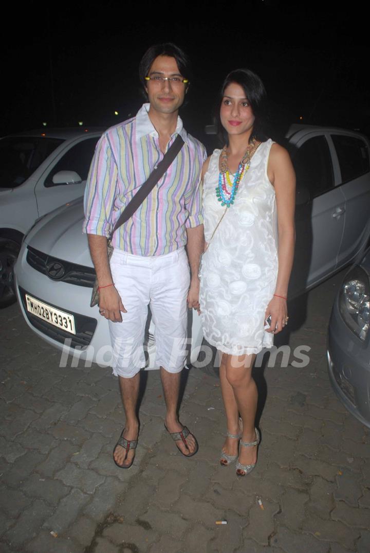 Apoorva and Shilpa Agnihotri at Kushal Punjabi's Birthday bash