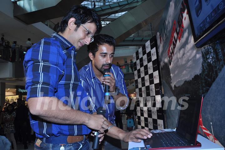 Sharman and Ranvijay at Louis Phillipe speed challenge, Oberoi Mall. .