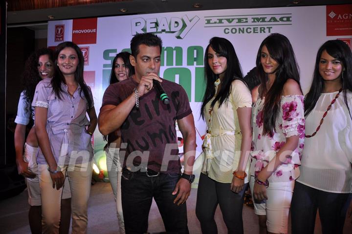 Salman Khan at Ready live mad concert announcement at Novotel Juhu Mumbai