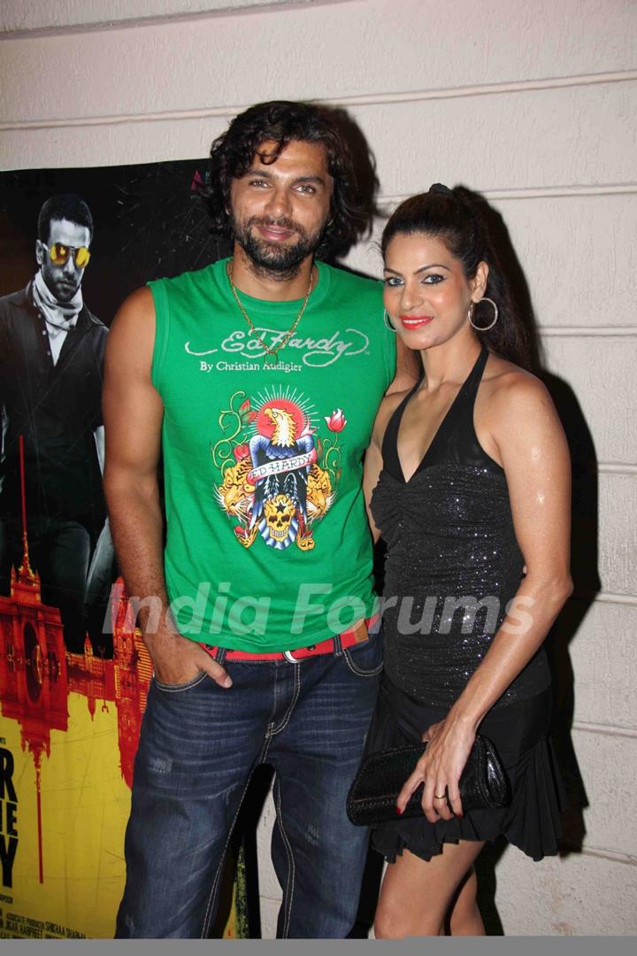 Chetan Hansraj with wife at 'Ragini MMS' movie success bash