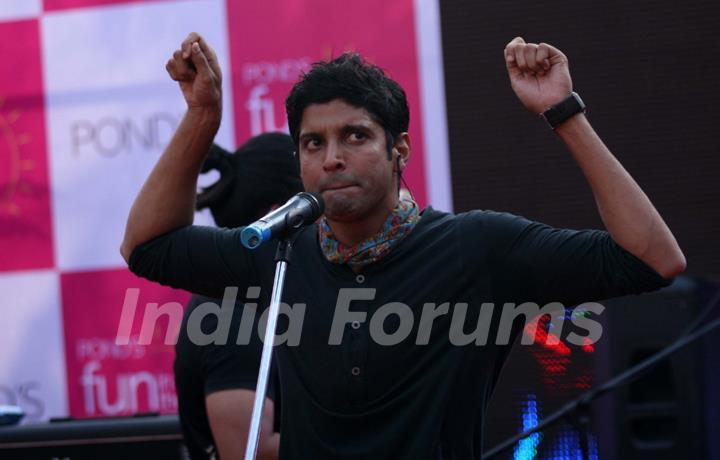 Farhan Akhtar music concert at Fun In the sun