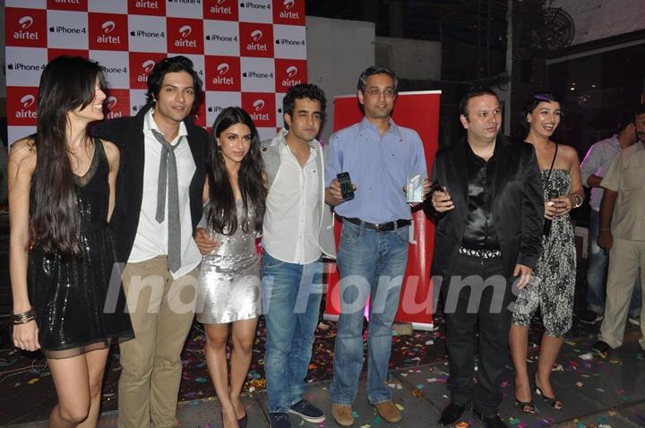 iPhone 4 launched by star cast of film Always Kabhi Kabhi