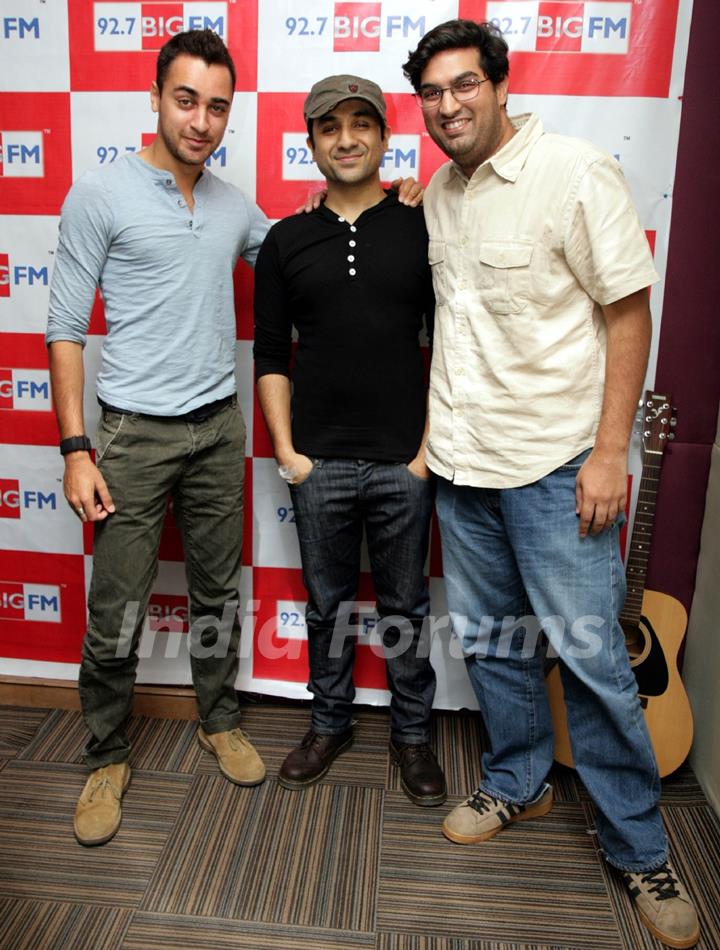 Imran Khan at 92.7 BIG FM to promote his film 'Delhi Belly'