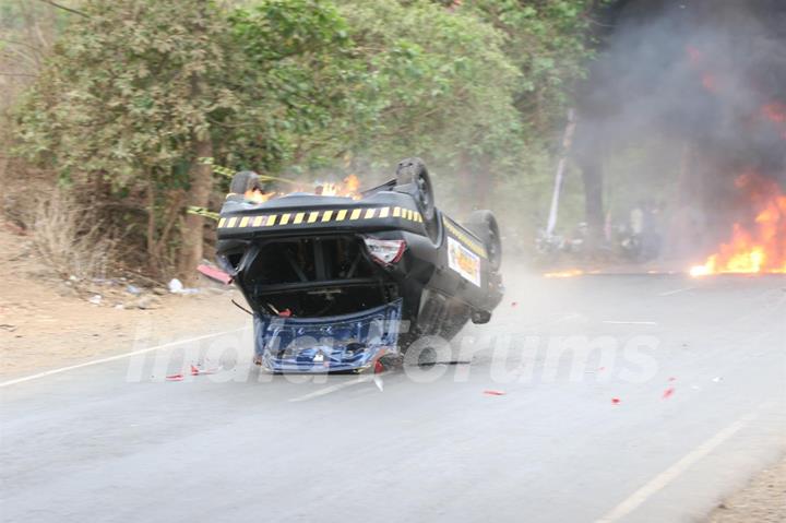 Stunts from Fear Factor Khatron Ke Khiladi Season 4