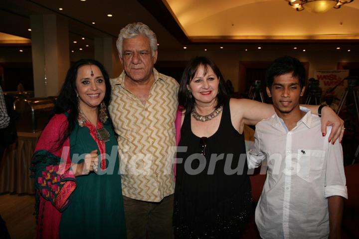 Om Puri and Ila Arun at press meet of Film 'West is West'