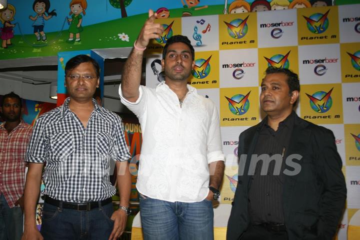 Abhishek Bachchan launch DVD of the film 'Dum Maaro Dum' at Planet M