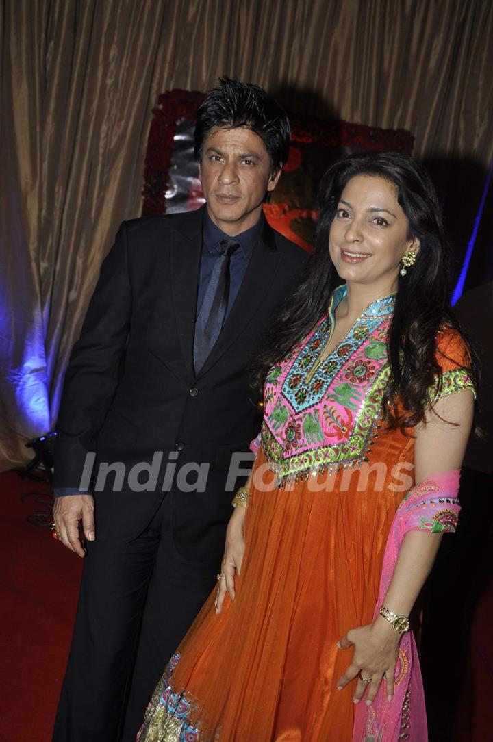 Shah Rukh Khan and Juhi Chawla at Ganesh Hegde's wedding reception, Grad Hyatt